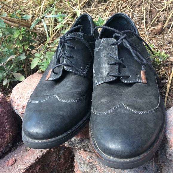 Clark's Denton Dane Oxford Dress Shoes - Picture 2 of 8